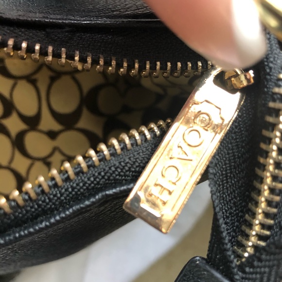 New Coach Shoulder/Cross body bag - Picture 6 of 9